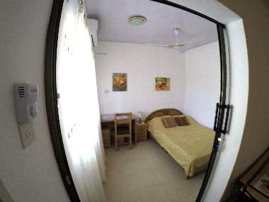 "Rose" Apartment: 2. Zimmer mit Klimaanlage auf Wunsch + extra Gebuehr