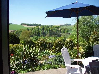 Sauerland : ****Ferienhaus HENNESEE**** : Fernblick von der Terrasse