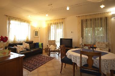 Wohnraum - Blick vom Flur