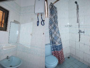 salle de douche:Rez de chauss�e