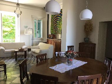 Ferienhaus in Ancona (Ancona) oder Ferienwohnung oder Ferienhaus