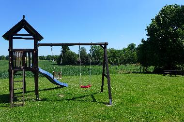 Ferienhaus in Zarrentin OT Neuhof (Mecklenburg-Schwerin) oder Ferienwohnung oder Ferienhaus