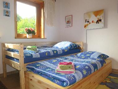 Kinderbett und Ausziehbett