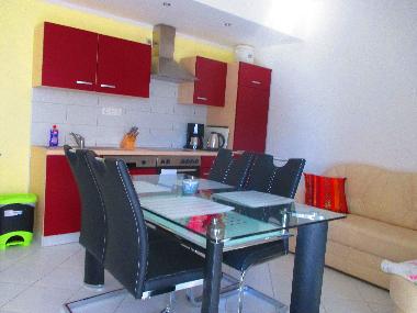 K�chenzeile mit Essecke A3