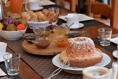 Pension in BEBLENHEIM (Haut-Rhin) oder Ferienwohnung oder Ferienhaus