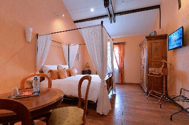 Pension in BEBLENHEIM (Haut-Rhin) oder Ferienwohnung oder Ferienhaus