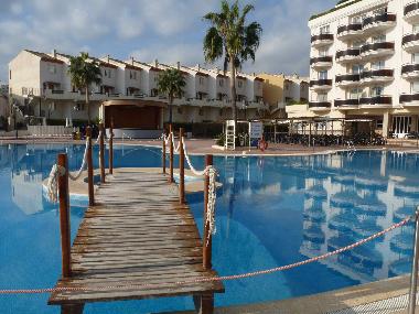 Unser Apartment ist das sechste von links