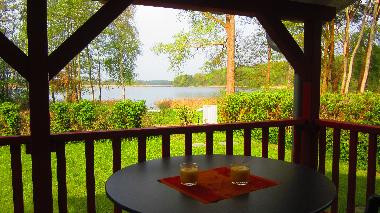 Ferienhaus in Helmsrade  (Mecklenburgische Seenplatte) oder Ferienwohnung oder Ferienhaus