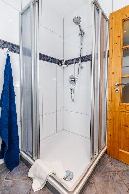 ....mit Dusche