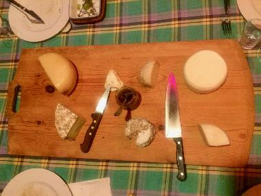 K�sespezialit�ten aus der Region.