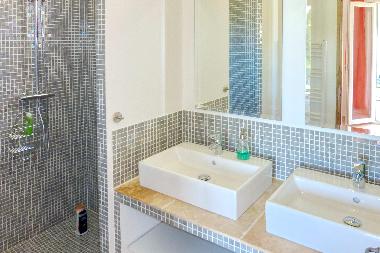 Ferienhaus in Pourri�res (Var) oder Ferienwohnung oder Ferienhaus