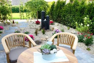 Wasserspiel an der Ostterrasse vom Feirenhaus Deichkr�nchen