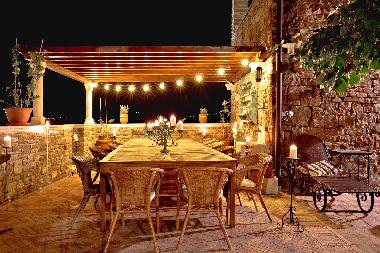 Villa in Motovun (Istarska) oder Ferienwohnung oder Ferienhaus