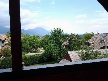 Aussicht Balkon auf die Karawankenbergkette