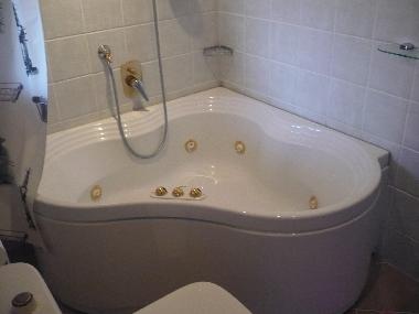 Badewanne mit Jaccuzi