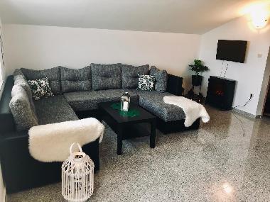 Ferienhaus in Kastel Novi (Splitsko-Dalmatinska) oder Ferienwohnung oder Ferienhaus