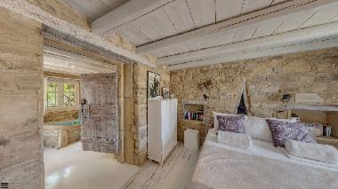 Emporen Schlafzimmer mit Minoan Badewanne