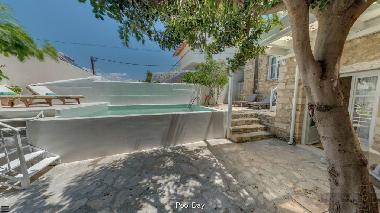 Au0enbereich-Pool, Sonnendeck, Grill -Villa Chrissie Marie 
