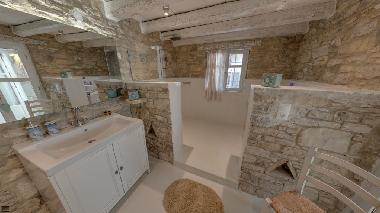 Duschbad, Waschmaschine-W�schetrockner, WC-Villa Chrissie Marie