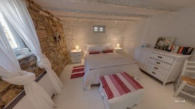 Villa Chrissie Marie - Schlafzimmer mit Duschbad ensuite