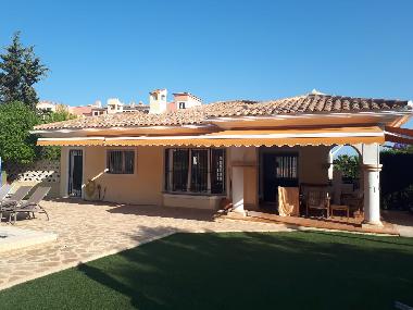 Ferienhaus in Bonalba - Muchamiel - Alicante (Alicante / Alacant) oder Ferienwohnung oder Ferienhaus
