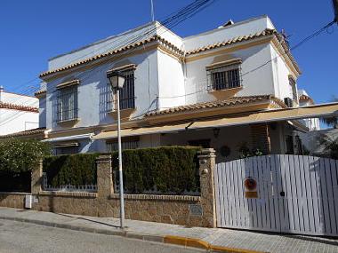 Vorderansicht des Hauses