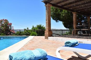 Ferienhaus in Cmpeta (Mlaga) oder Ferienwohnung oder Ferienhaus