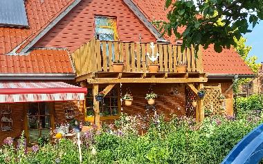 Balkon u.Spielplatz in S/W Lage