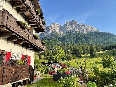 Hotel in Grainau (Oberbayern) oder Ferienwohnung oder Ferienhaus