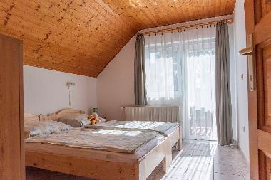 Schlafzimmer im Familien-Appartement