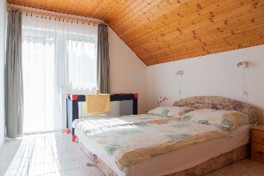 Schlafzimmer im Familien-Appartement