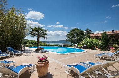 Romantische Ferienhaus mit Seeblick im Latium