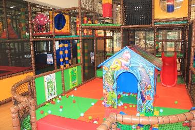 Kinderspielplatz Indoor