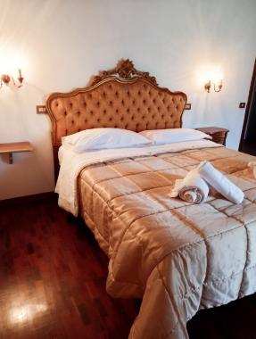 Hotel in Suvereto (Livorno) oder Ferienwohnung oder Ferienhaus