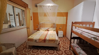 2.Schlafzimmer mit Klima und Etagenbett